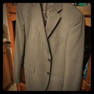 Men’s 2 piece suit.